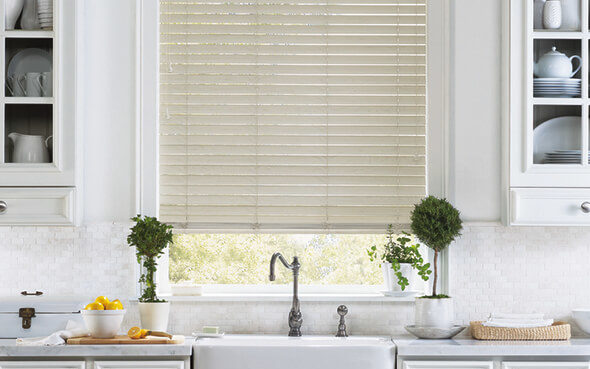 white stained painted everwood wood blinds classic high traffic humidity moisture anti-bend anti-yellow anti-fade blinds greenguard certified